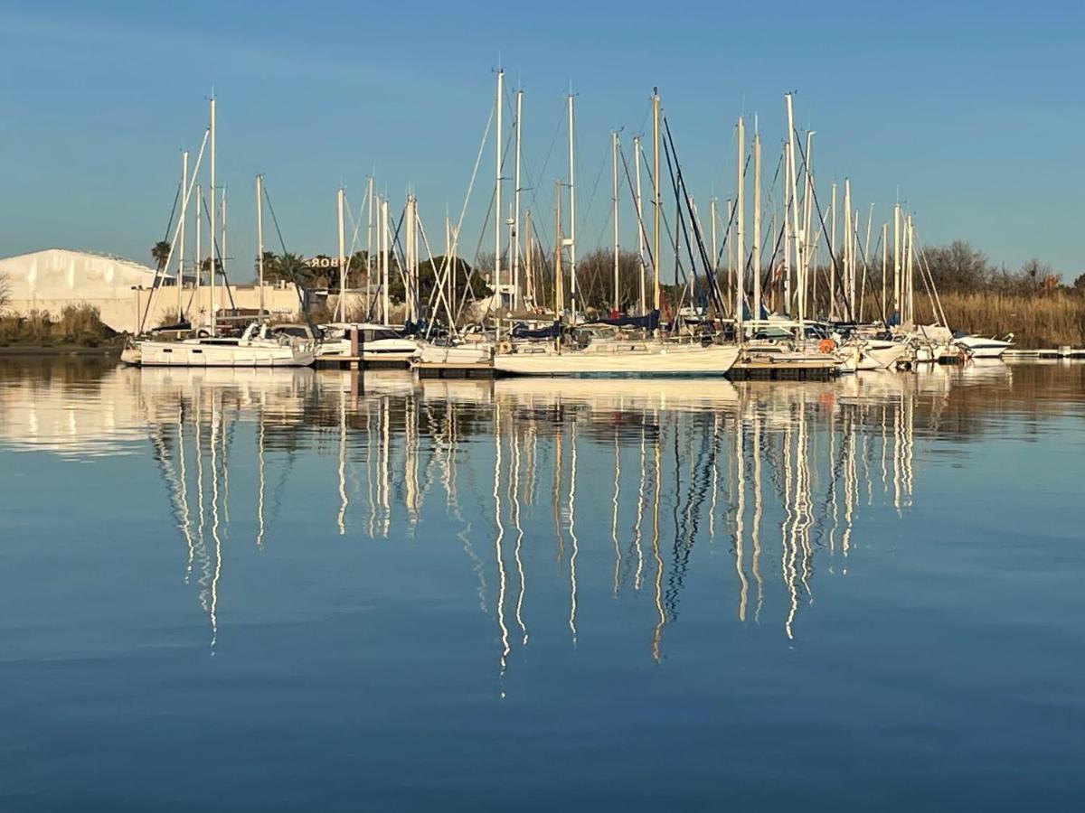 Studio les pieds dans l'eau agréable en toutes saisons 4 couchages piscine - vue magnifique et rare - Les argonautes - Ile des pêcheurs Agde Esterno foto